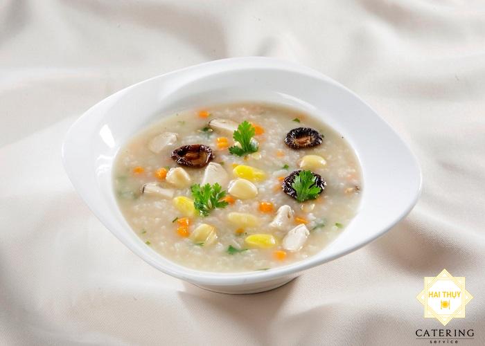 Công thức rau cần sắc cho người mỡ trong máu